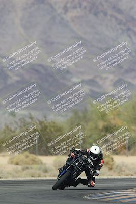 media/Oct-30-2025-Racers Edge (Thu) [[dabbdaf680]]/3-B Group/Session 5 (Turn 6)/